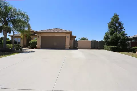 3155 Augusta St, Chowchilla, CA 93610 photo 3