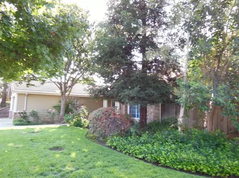 2834 Mitchell Ave, Clovis, CA 93611 photo 1
