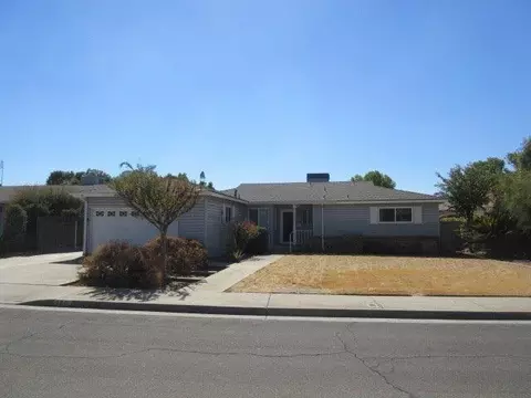 190 W Swift Ave, Clovis, CA 93612 photo 1