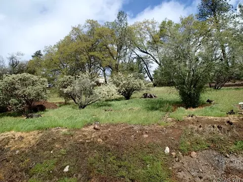 949 Laurel, Murphys, CA 95247 photo 7