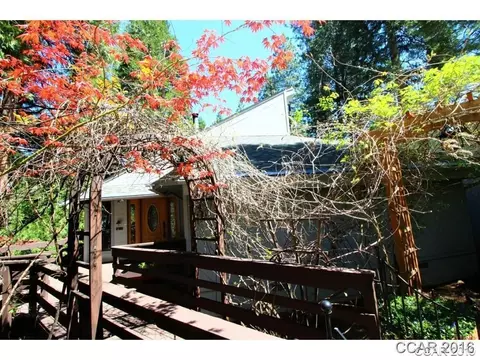 2375 Silver Dr, Arnold, CA 95223 photo 3