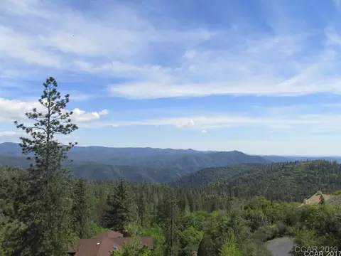 880 E West Dr, Murphys, CA 95247 photo 2