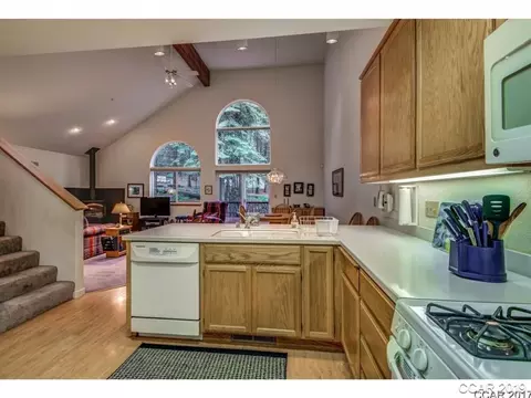 78 Meadowview Ct, Arnold, CA 95223 photo 9