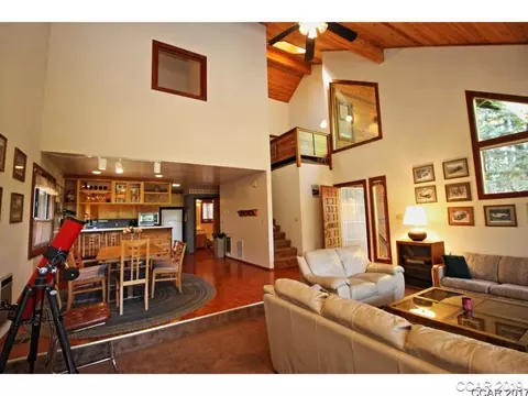 1625 Hillcrest Dr, Arnold, CA 95223 photo 4