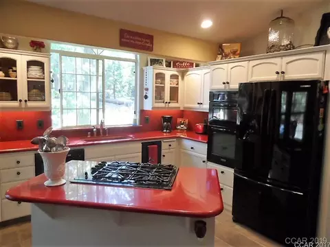 2053 Antler Dr, Arnold, CA 95223 photo 9