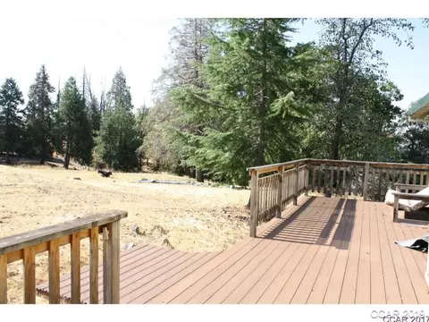1437 Sandalwood Dr, Murphys, CA 95247 photo 2