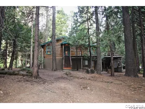 2750 Sioux Trl, Dorrington, CA 95223 photo 1