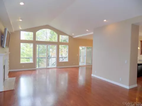 1033 Buckthorn Dr, Murphys, CA 95247 photo 3