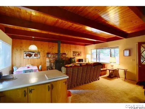 2075 Mitchell Dr, Arnold, CA 95223 photo 5