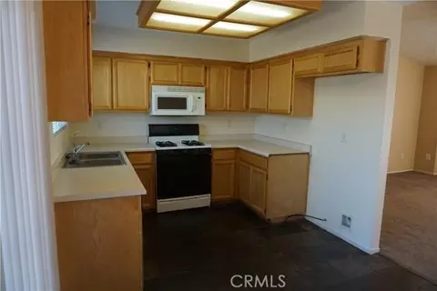 1319 Toluca Way, Madera, CA 93638 photo 5