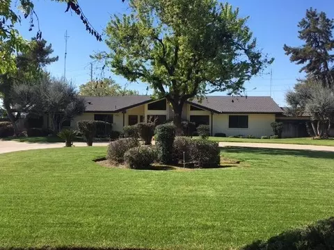 10791 N Purdue Ave, Clovis, CA 93619 photo 1