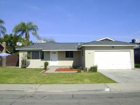 69 W Indianapolis Ave, Clovis, CA 93612 photo 1