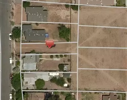 341 Hull Ave, Madera, CA 93638 photo 1