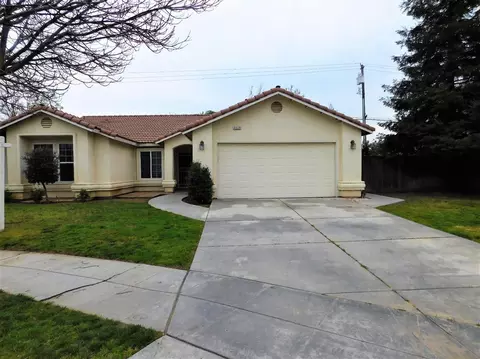 2326 Bay View Dr, Madera, CA 93637 photo 1