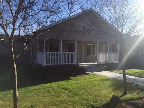 222 5th St, Clovis, CA 93612 photo 1