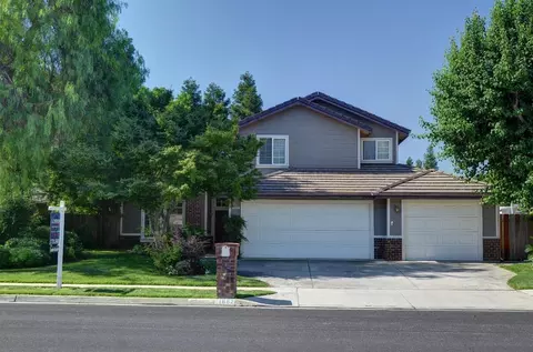 1682 Cromwell Ave, Clovis, CA 93611 photo 1