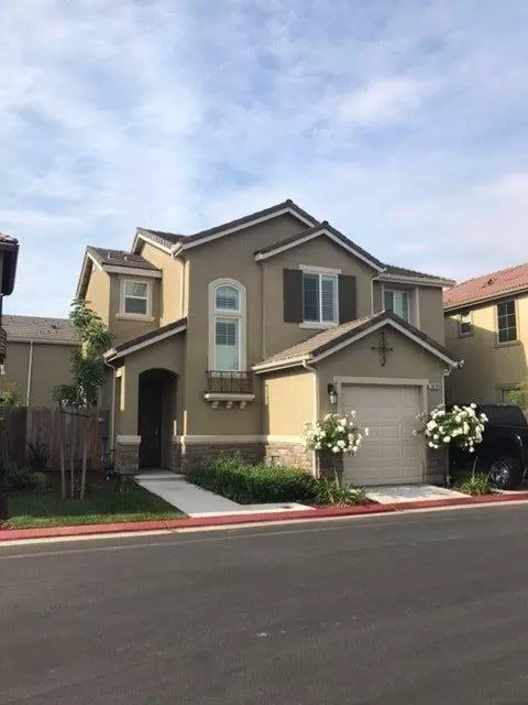 3078 Aerial Ln, Clovis, CA 93619 photo 1