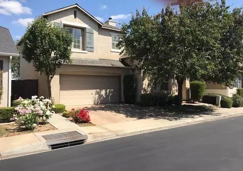 1635 N Monaco Ln, Clovis, CA 93619 photo 1