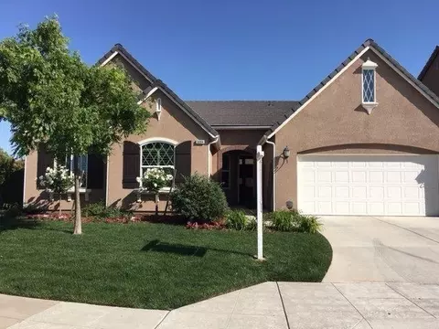 3884 Richmond Ave, Clovis, CA 93619 photo 1