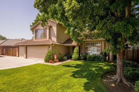 2063 Cromwell Ave, Clovis, CA 93611 photo 1