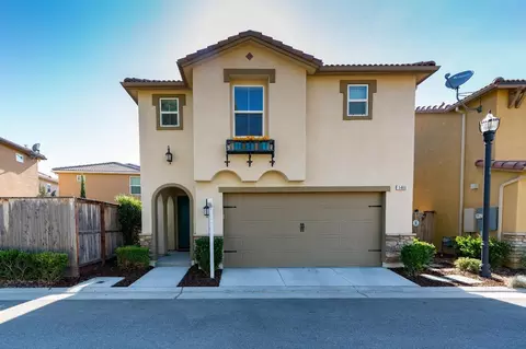 1466 Sundial Way, Clovis, CA 93619 photo 1