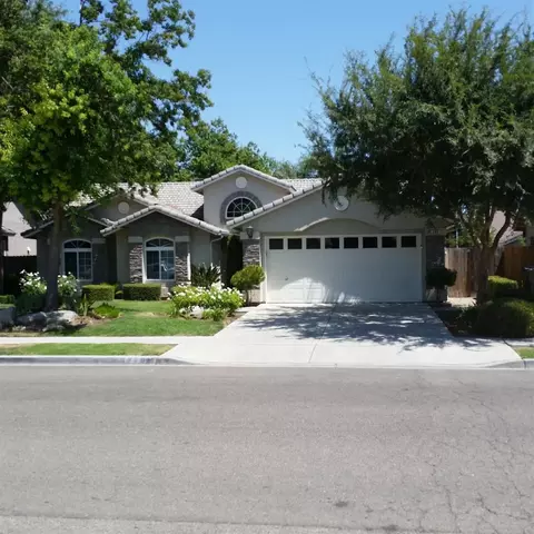 390 S Park Ave, Kerman, CA 93630 photo 1