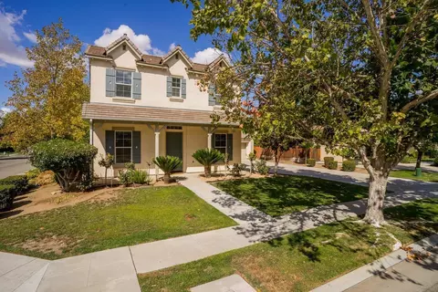 1843 Everglade Ave, Clovis, CA 93619 photo 1