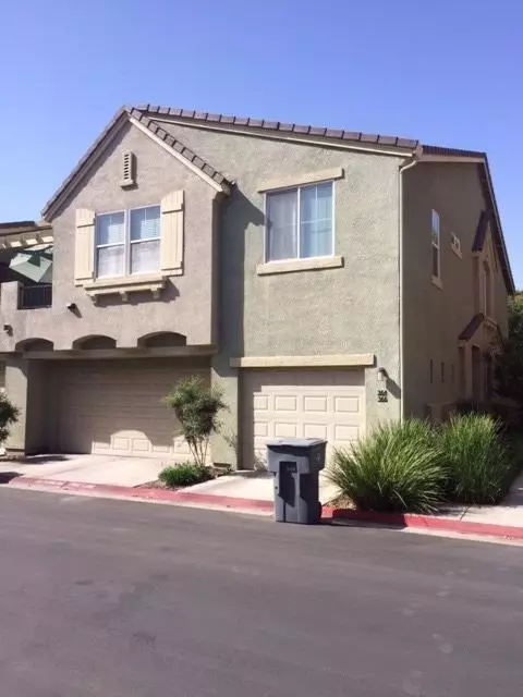 364 N Greco Ln, Clovis, CA 93611 photo 1