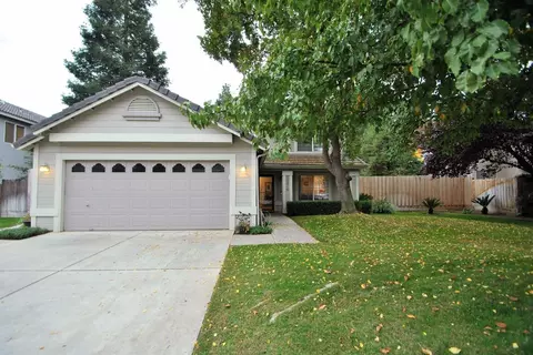 2276 El Paso Ave, Clovis, CA 93611 photo 1