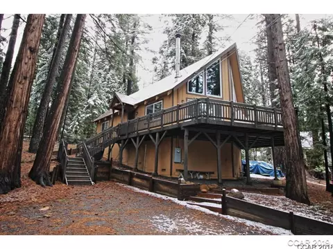 1369 Meadow Dr, Arnold, CA 95223 photo 1