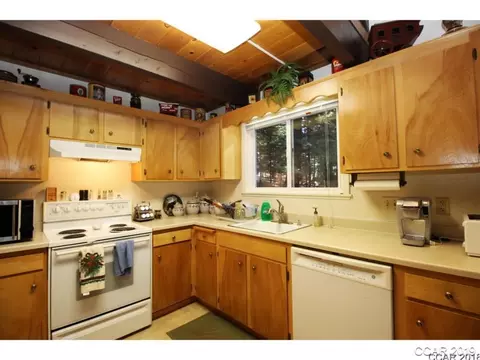 1369 Meadow Dr, Arnold, CA 95223 photo 8