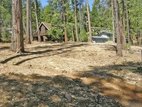 2036 Rainy Dr, Arnold, CA 95223 photo 2