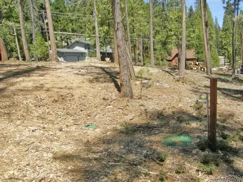 2036 Rainy Dr, Arnold, CA 95223 photo 3