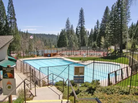 2036 Rainy Dr, Arnold, CA 95223 photo 4