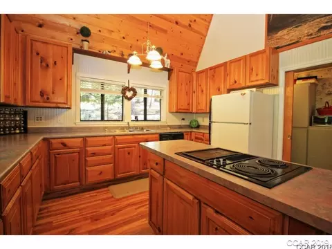 1340 San Ramon Dr, Arnold, CA 95223 photo 5