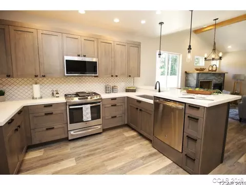 103 Fairway Village Ct, Murphys, CA 95247 photo 4