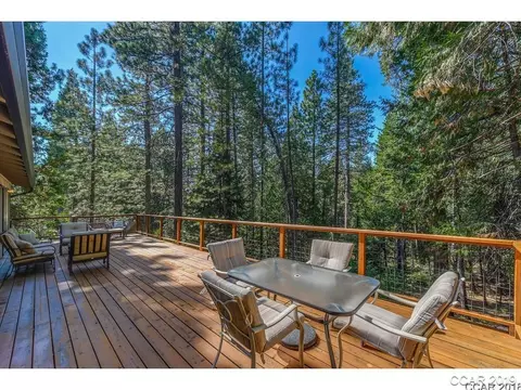 3000 Dalmatia Dr, Arnold, CA 95223 photo 3