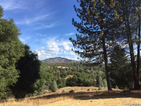 5250 Old Emigrant E, Mountain Ranch, CA 95246 photo 2