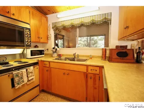 1561 Paloma Ct, Arnold, CA 95223 photo 8
