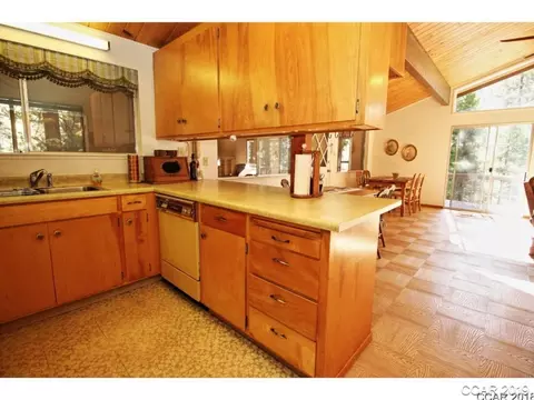 1561 Paloma Ct, Arnold, CA 95223 photo 9