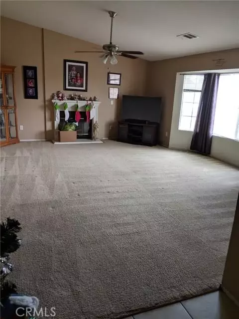 1403 Toluca Way, Madera, CA 93638 photo 1