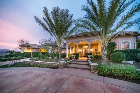 19811 Ventana Hills Dr, Clovis, CA 93619 photo 1