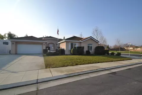 2902 Fairmont Ave, Clovis, CA 93611 photo 1