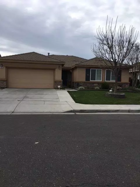 523 Cherry, Chowchilla, CA 93610 photo 1