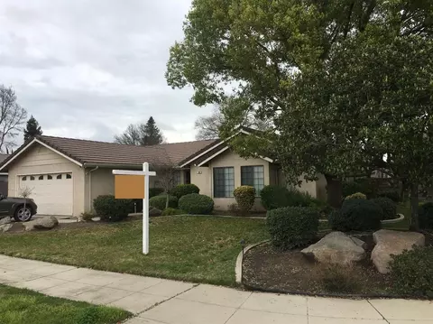 589 Petite Ave, Madera, CA 93637 photo 1