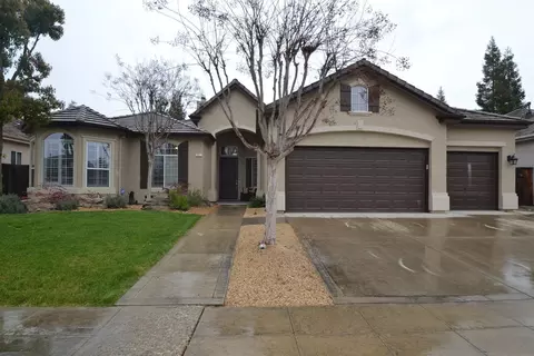 337 Goshen Ave, Clovis, CA 93611 photo 1