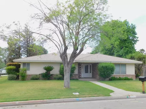 104 Shannon Ave, Madera, CA 93637 photo 1