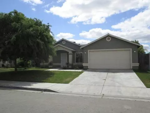 1622 Josephine Ave, Madera, CA 93638 photo 1