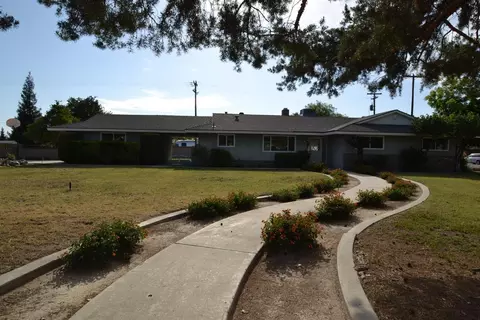 701 S Del Norte Ave, Kerman, CA 93630 photo 1