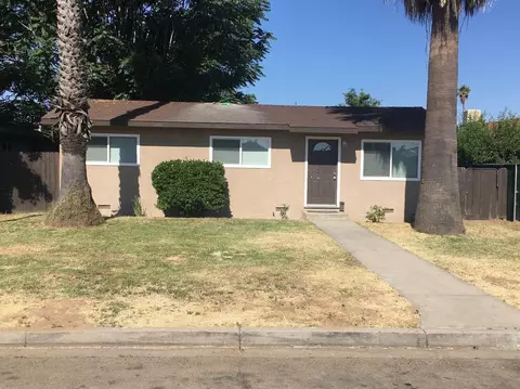 919 Faller Ave, Sanger, CA 93657 photo 1